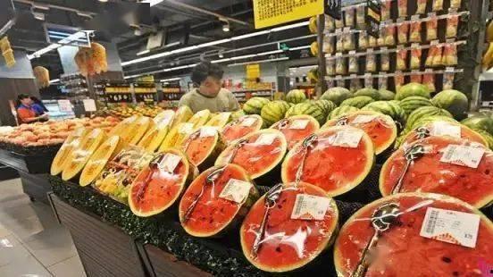 西安吃瓜群众水果店,瓜果飘香，尽享夏日清凉时光